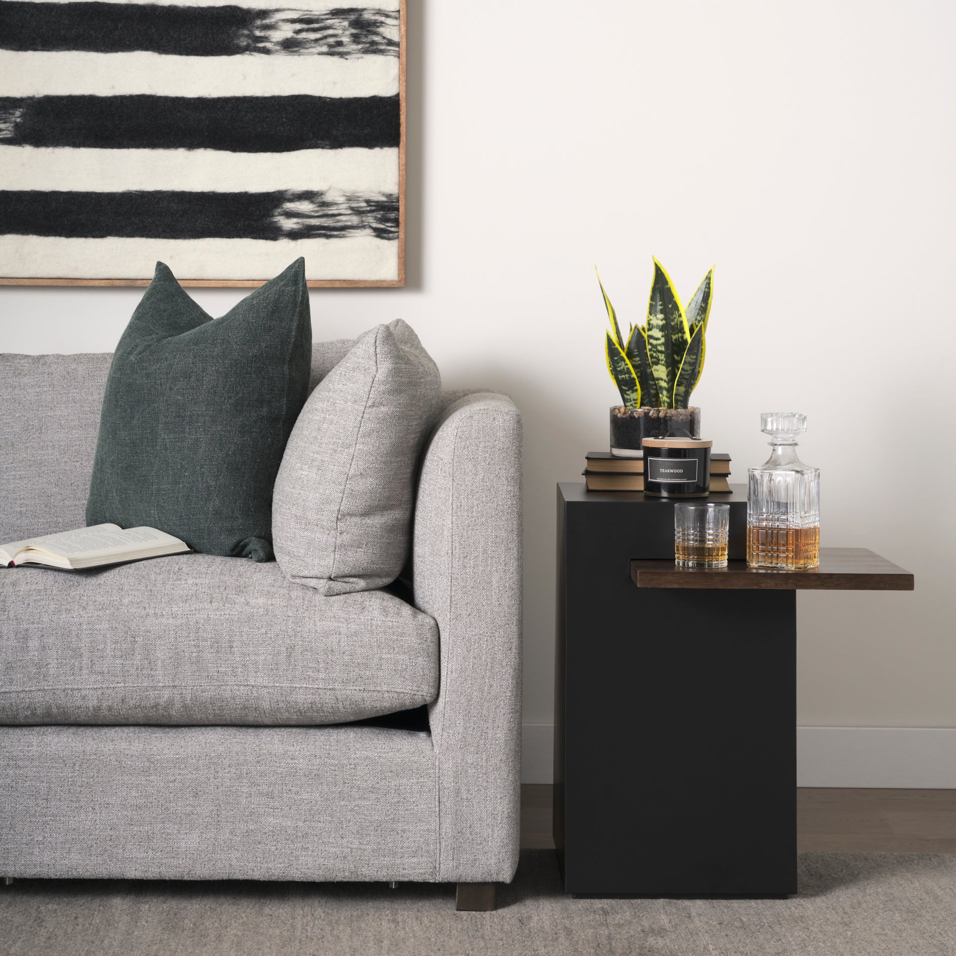 Charles Metal w/wood Square accent table