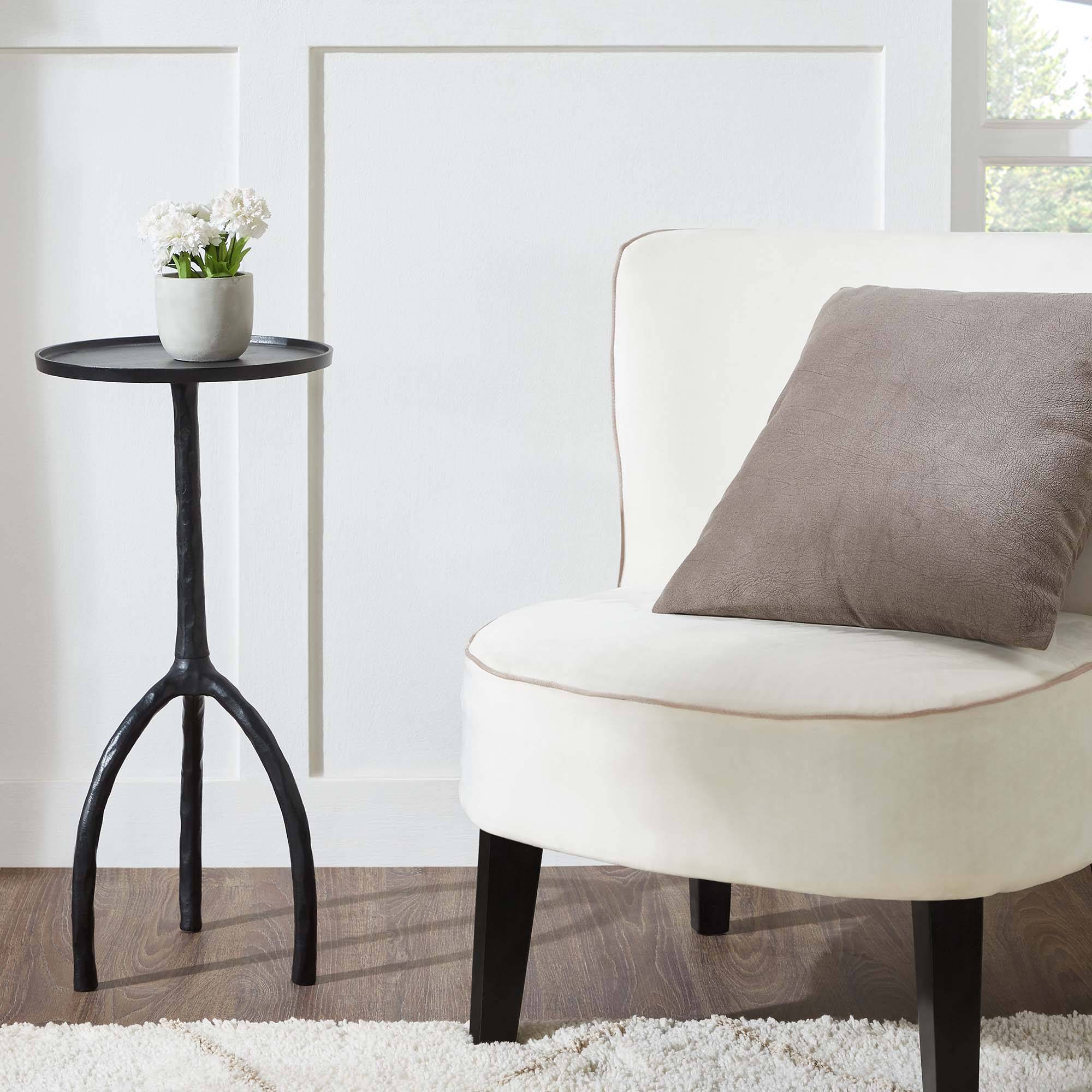 Konsta 3 Leg Side Table