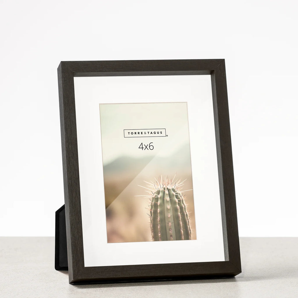 Capri Woodgrain 4x6 Photo Frame - Black