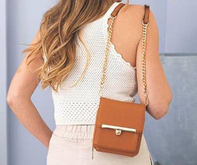 Odette Square Clutch/Crossbody