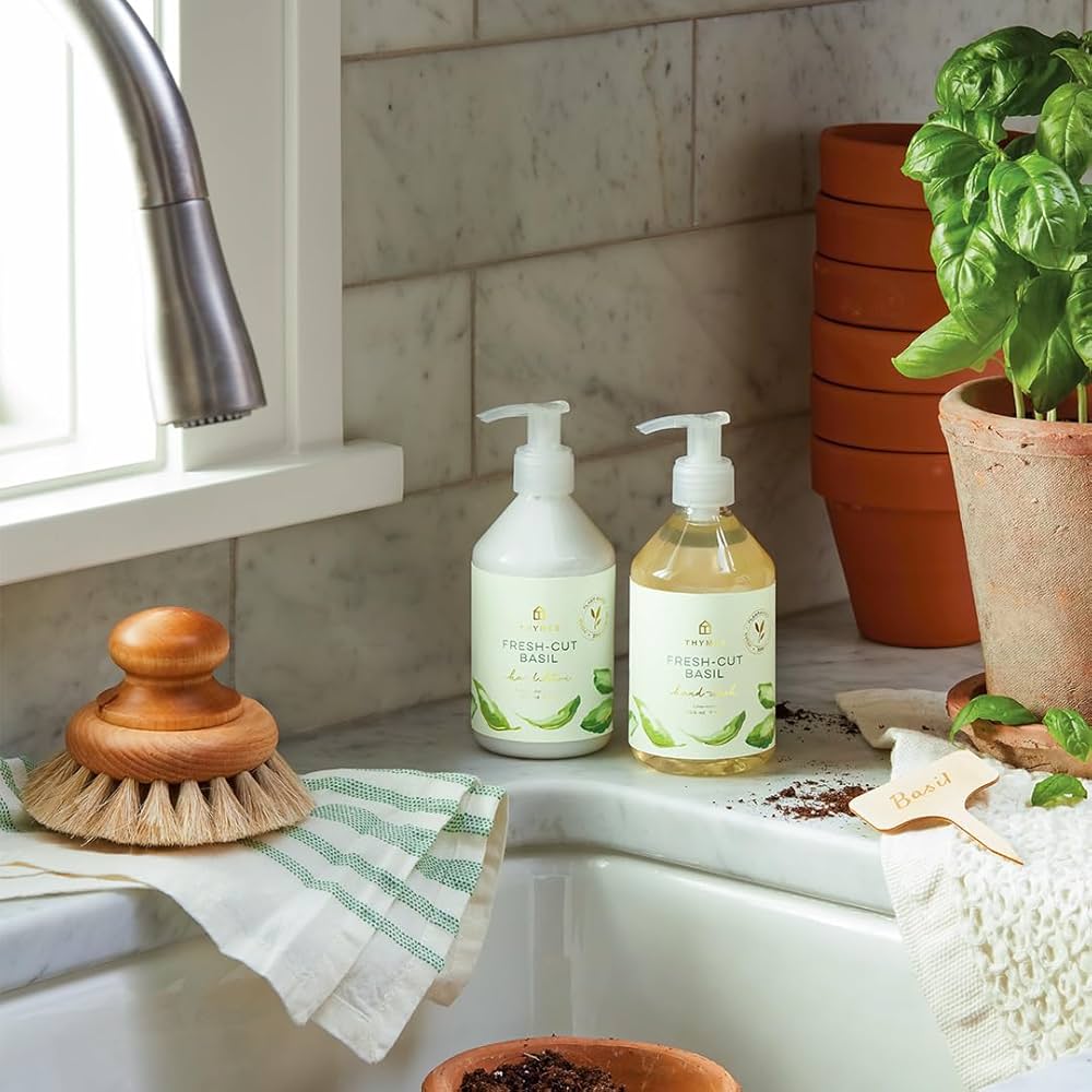 Hand Wash Fresh Cut Basil