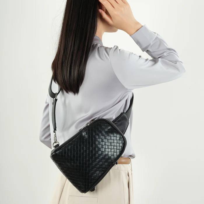 Co-Lab Maie Sling bag