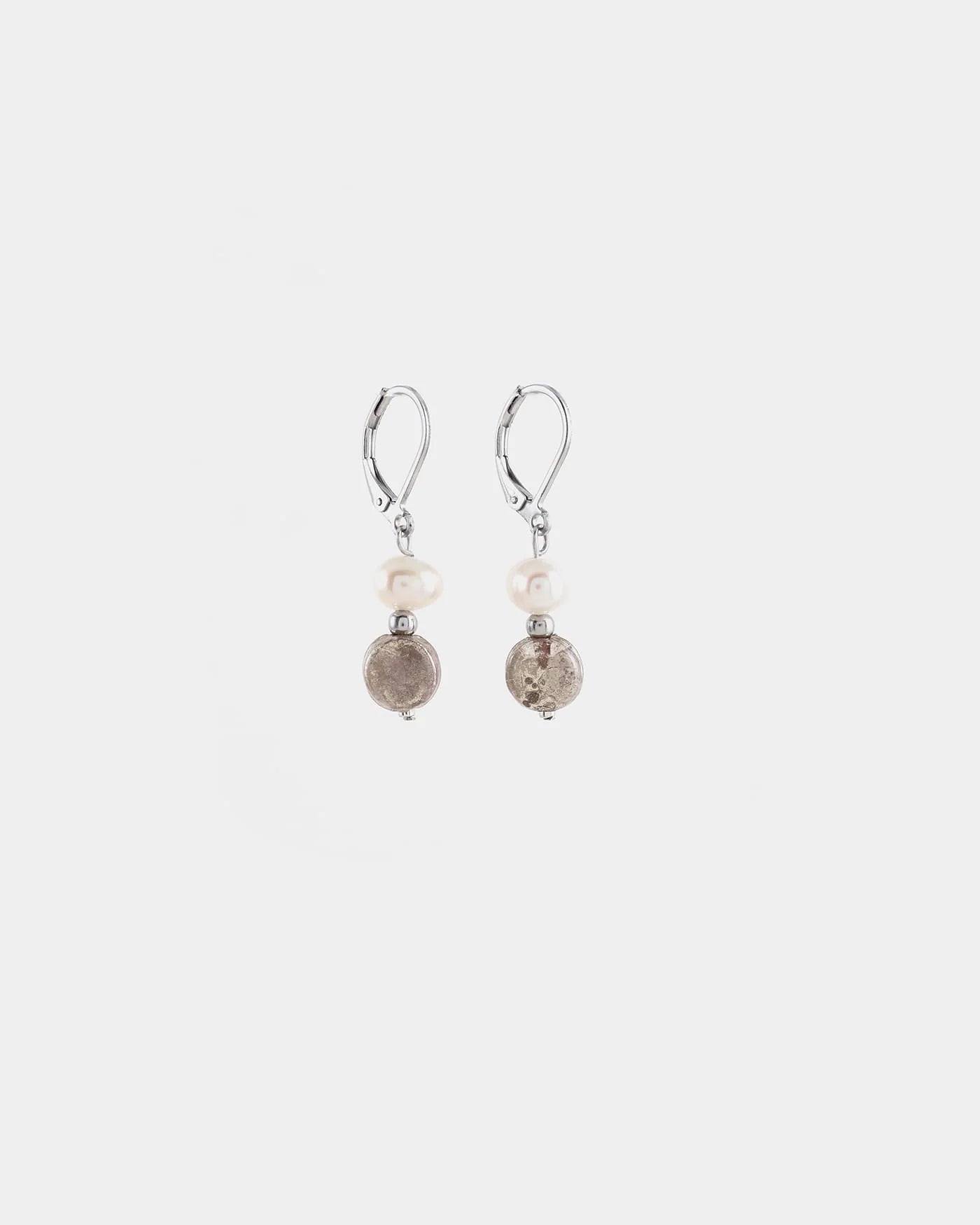 Beta Earring by Anne Marie Chagnon