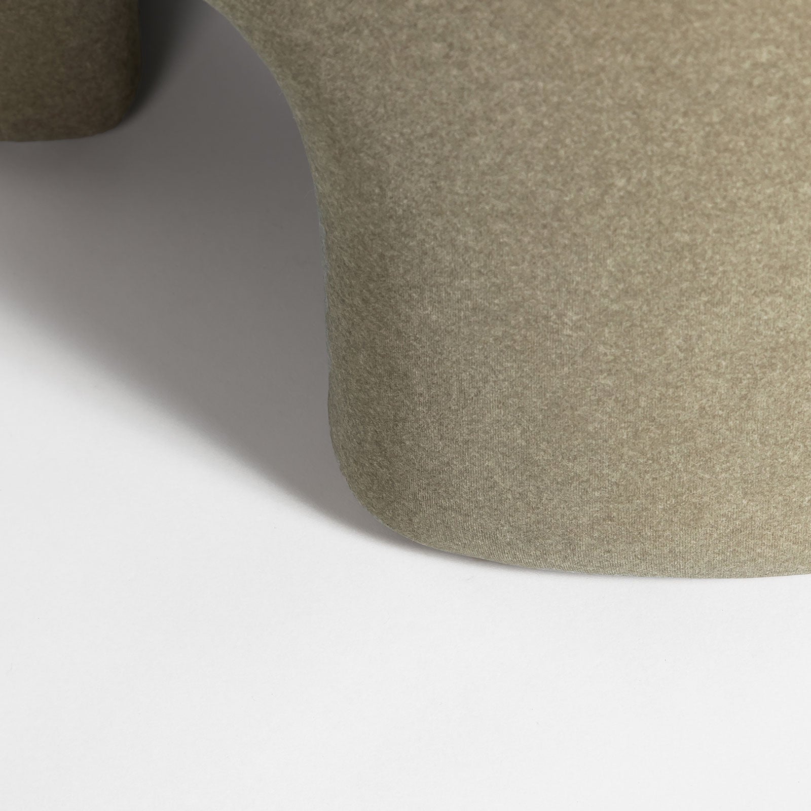 Ginger Ottoman - Velvet Sandstorm