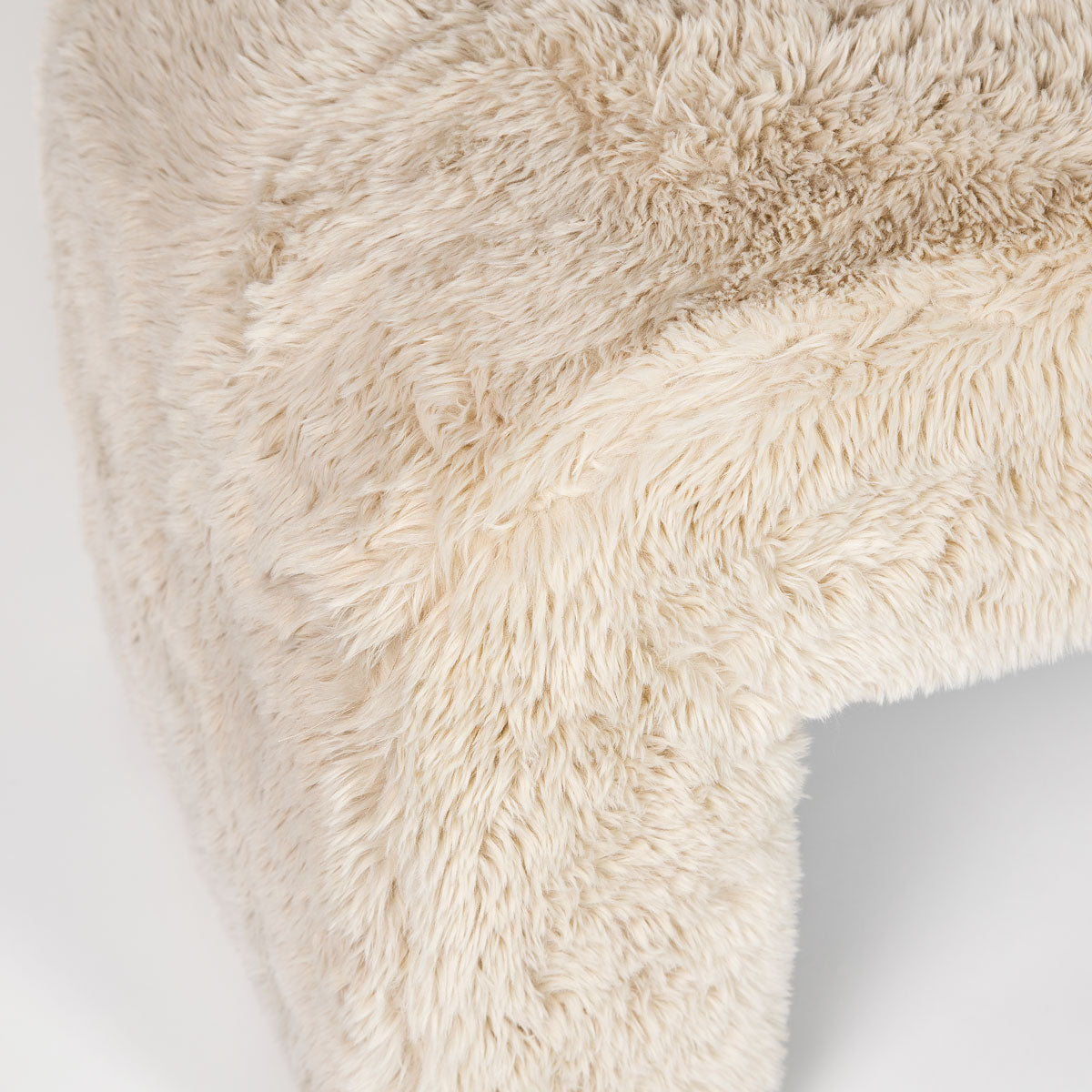 Ginger Bench - Downy Cream