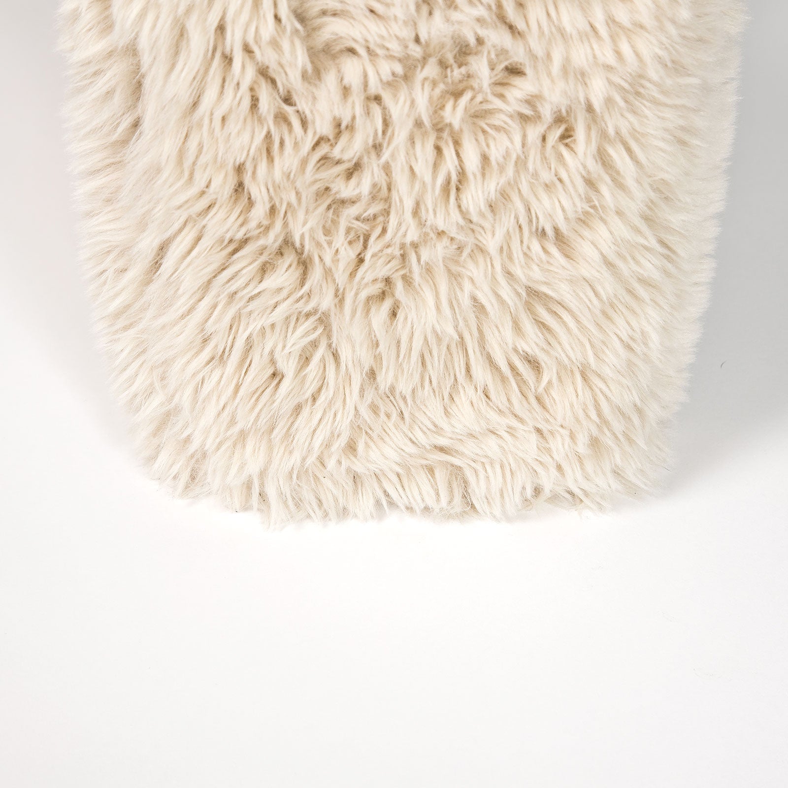 Ginger Bench - Downy Cream