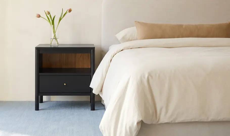 Hannah Nightstand